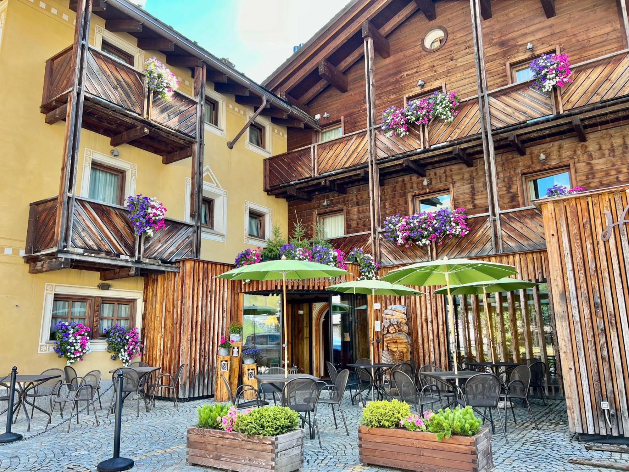 Hotel Primula Livigno Exterior foto